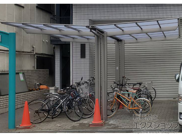 大阪府大阪市ののカーポート ネスカF (フラットスタイル) Y合掌 積雪〜20cm対応 施工例