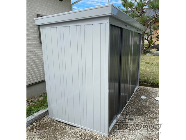 長野県上田市のの物置・屋外倉庫 ネクスタ 一般型 3050×1370×2075 NXN-45S-PG 施工例