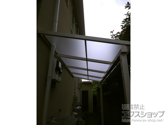 神奈川県茅ヶ崎市ののテラス屋根 ソラリア F型 テラスタイプ 単体 積雪〜20cm対応 施工例