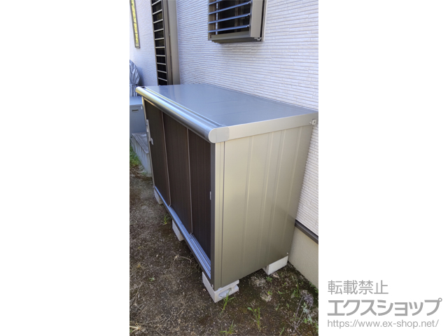 愛知県小牧市のの物置・屋外倉庫 エスモ 一般型 1497×650×1101 ESE-1506Y-DW 施工例