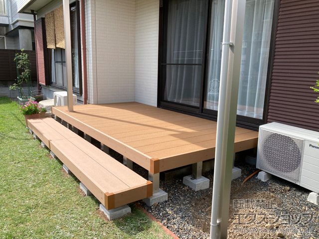 岐阜県岐阜市ののウッドデッキ リウッドデッキ 200＋段床セット 正面1段 施工例