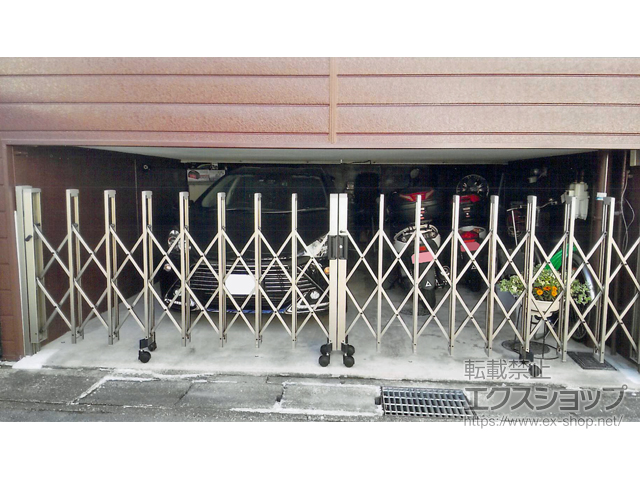 京都府京都市ののカーゲート トリップゲートII 2型 スタンダード ノンレール 両開き　44W(22S+22M) 施工例
