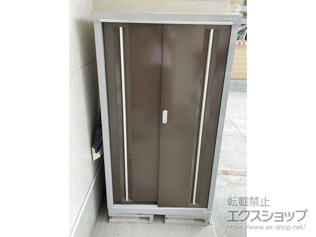 東京都葛飾区のの物置・屋外倉庫 シンプリー 一般型 900×415×1603 MJX-094D-P-TB 施工例