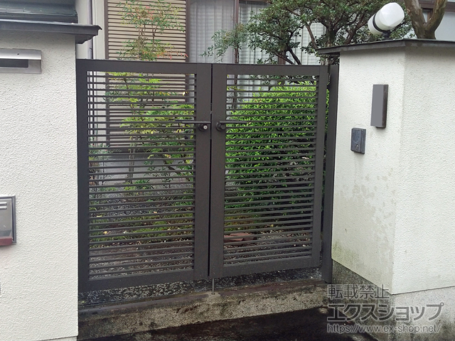 京都府京都市のの門扉 開き門扉AB YR2型 両開き　柱使用 施工例