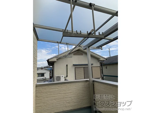 奈良県香芝市のYKKAPのバルコニー・ベランダ屋根 ソラリア F型 屋根タイプ 単体 積雪～20cm対応 施工例