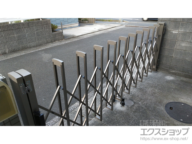 神奈川県三浦郡葉山町ののカーゲート トリップゲートII 1型 シンプル ノンレール 片開き　36S 施工例