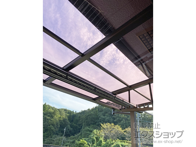 愛知県犬山市ののバルコニー・ベランダ屋根 ソラリア F型 屋根タイプ 単体 積雪〜20cm対応 施工例