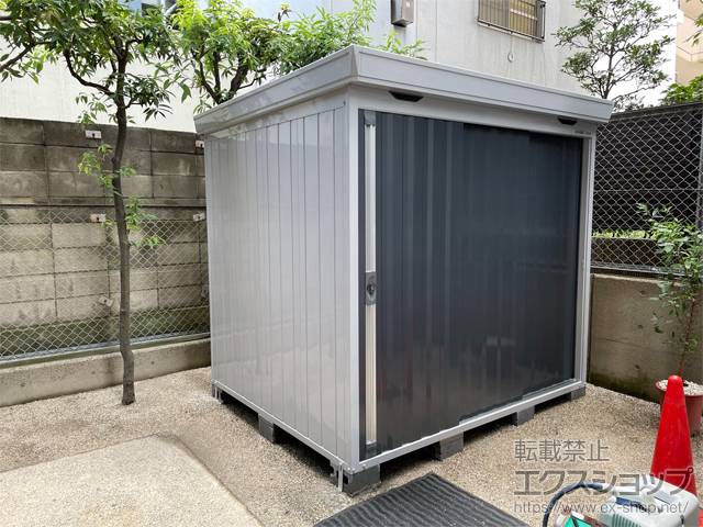 東京都江戸川区のの物置・屋外倉庫 FORTA 一般型 2210×1790×2085 FS-2218S-CG 施工例