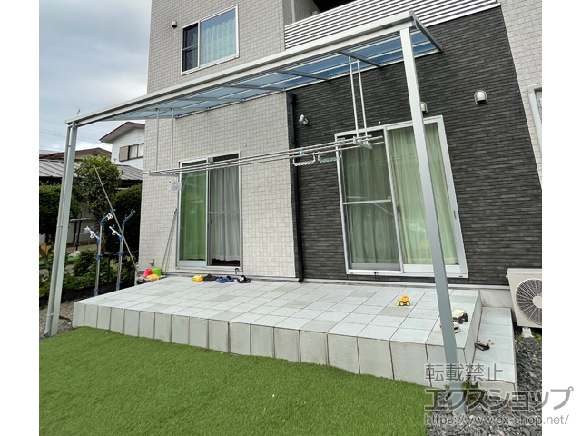 栃木県日光市ののテラス屋根 ソラリア F型 テラスタイプ 単体 積雪〜20cm対応+吊り下げ式固定物干し 施工例