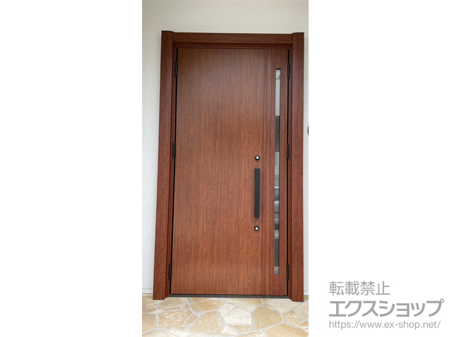 福岡県福岡市のLIXIL リクシル（トステム）の玄関ドア リシェント玄関ドア3 断熱K4仕様 親子仕様(ランマ無)L M17型 ※手動仕様 施工例