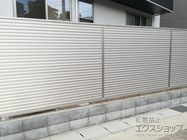 山口県周南市ののフェンス・柵 シンプレオフェンス13F型 ルーバー　自由柱施工 施工例