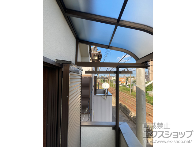 千葉県船橋市ののバルコニー・ベランダ屋根 ソラリア R型 ルーフタイプ 単体 積雪〜20cm対応 施工例