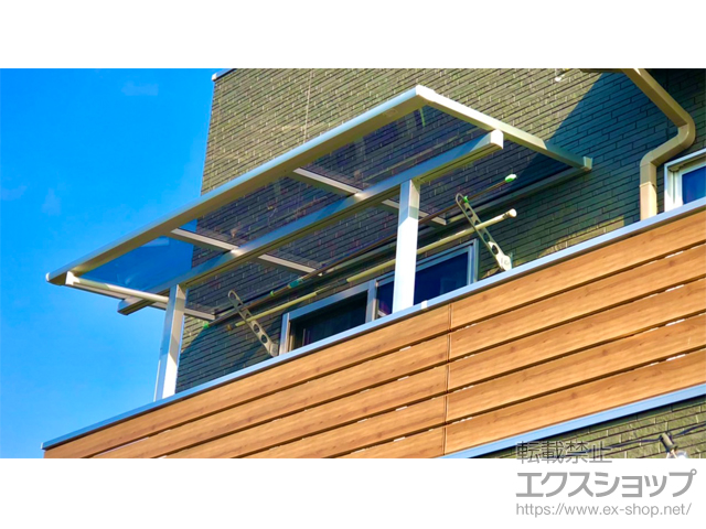 千葉県柏市ののバルコニー・ベランダ屋根 スピーネ F型 屋根タイプ 単体 積雪〜20cm対応 施工例
