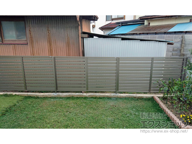 長野県長野市ののフェンス・柵 モクハイフェンス　アルミ色　フリーポールタイプ 施工例