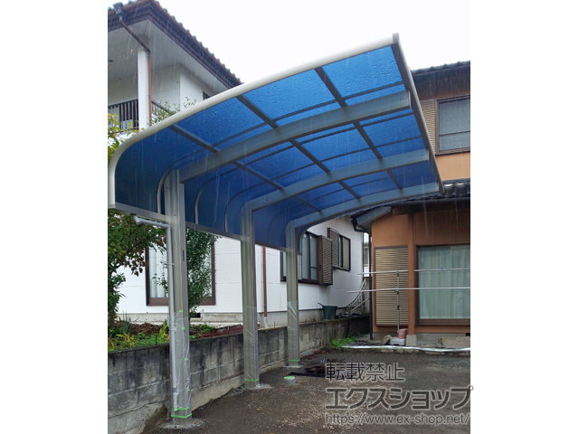 福島県東白川郡棚倉町ののカーポート レイナキャップポートグラン50　積雪〜50cm対応*柱3本仕様 施工例