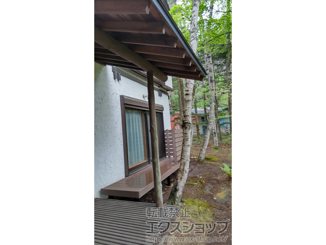 長野県北佐久郡軽井沢町ののウッドデッキ マージウッドデッキ+マージウッドデッキ用 ルーバーデッキフェンス 施工例
