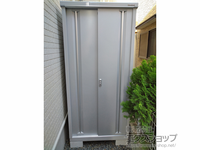 大阪府枚方市のの物置・屋外倉庫 シンプリー 一般型 900×755×1903 MJX-097E-P-FS 施工例