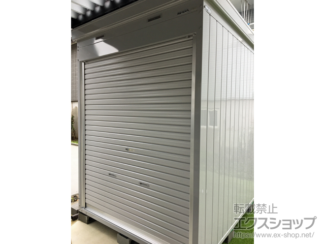 新潟県長岡市のの倉庫・ガレージ バイク保管庫 多雪地型 床付タイプ 1790×2630×2375 ハイルーフ FXN-1726HY 施工例