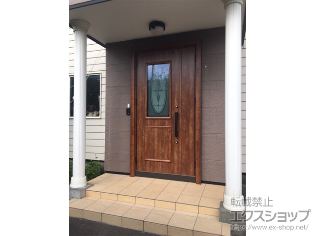 北海道函館市のLIXIL リクシル（トステム）の玄関ドア リシェント玄関ドア3 断熱K2仕様 親子仕様(ランマ無)L C15型 ※手動仕様 施工例