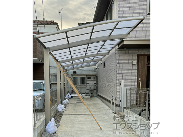 千葉県市川市ののカーポート ネスカR (ラウンドスタイル) 縦連棟 積雪〜20cm対応 施工例