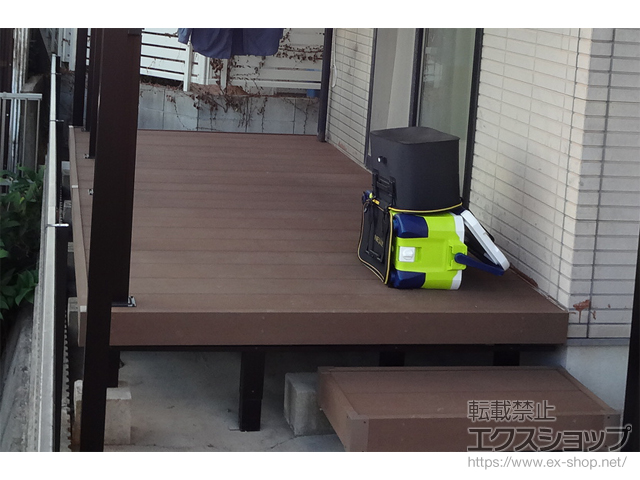 山口県下関市ののウッドデッキ リウッドデッキ 200＋ 独立式 リウッド ステップ2型＋ルシアスデッキフェンスB01型＜笠木のみタイプ＞ 施工例