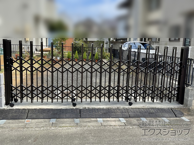 静岡県静岡市ののカーゲート トリップゲートII P型 ペットガード付き ノンレール 片開き 35S 施工例