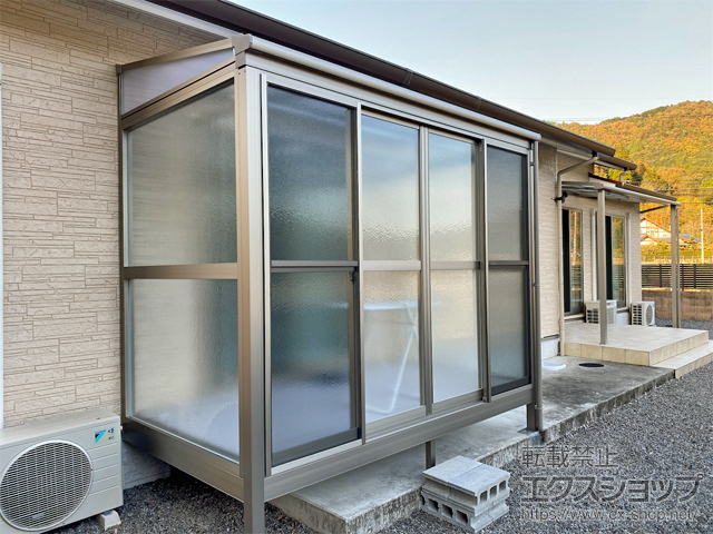 大分県臼杵市ののテラス囲い・サンルーム サニージュ F型 床納まり ランマ無 積雪〜20cm対応 施工例