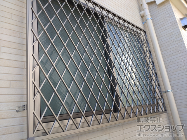 東京都葛飾区のLIXIL リクシル（トステム）の面格子・窓格子 【特注】アルミ面格子 ヒシクロス 施工例