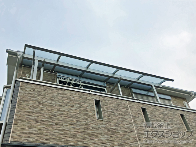 埼玉県さいたま市ののバルコニー・ベランダ屋根 ソラリア R型 屋根タイプ 単体 積雪〜20cm対応 施工例