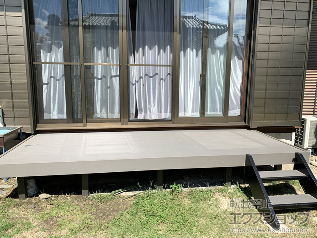 長野県駒ヶ根市ののウッドデッキ 樹ら楽ステージ 施工例