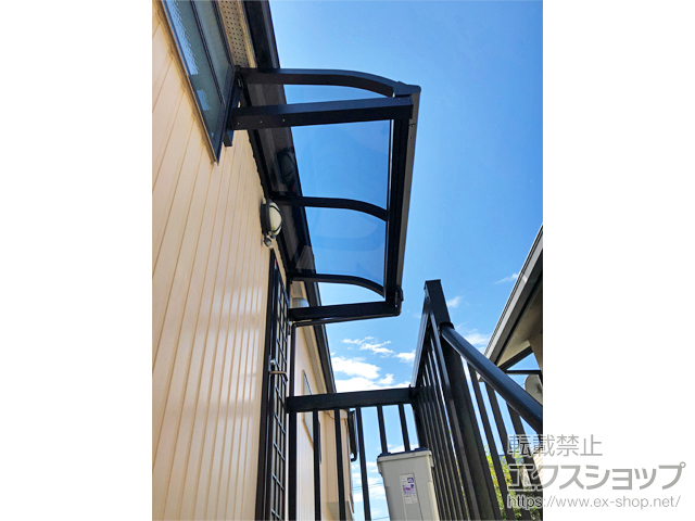 神奈川県横浜市ののバルコニー・ベランダ屋根 ソラリア R型 ルーフタイプ 単体 積雪〜20cm対応 施工例