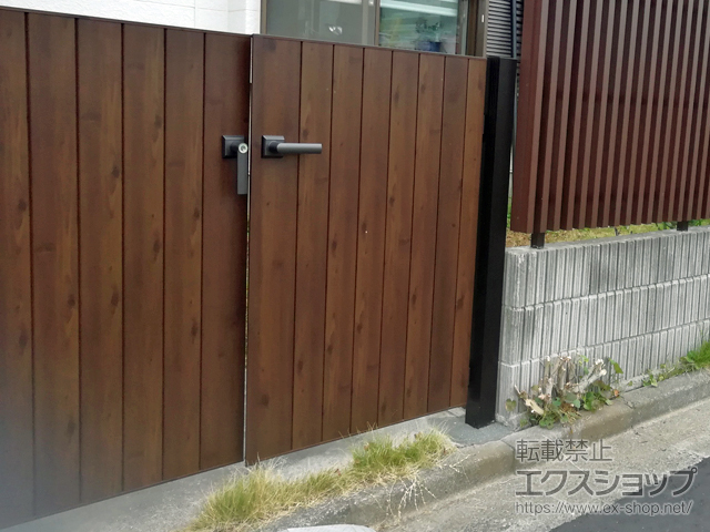 神奈川県鎌倉市のの門扉 フレイナ門扉 TM型 両開き 門柱タイプ 施工例