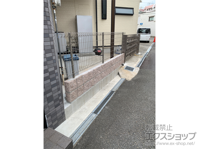 大阪府大阪市ののフェンス・柵 ハイグリッドフェンスUF8型 フリーポールタイプ 施工例