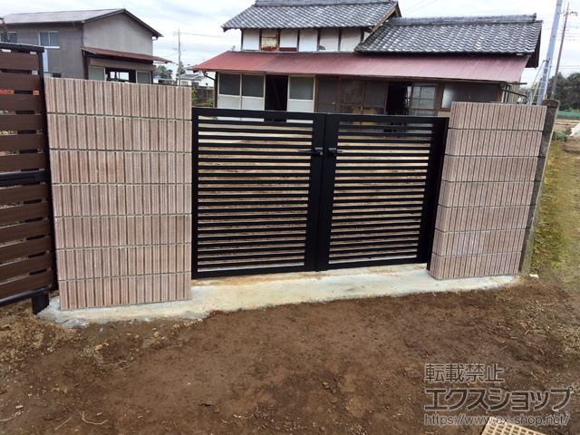 茨城県坂東市のの門扉 レジリア Y2型 両開き 施工例