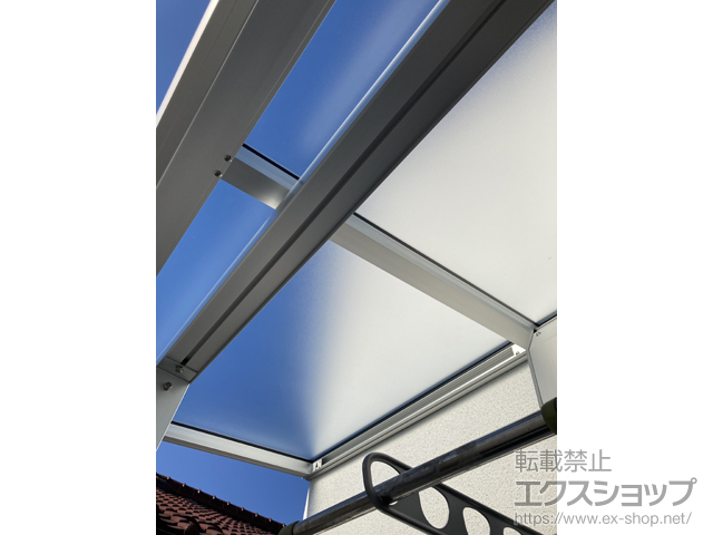 東京都練馬区ののバルコニー・ベランダ屋根 ソラリア F型 屋根タイプ 単体 積雪〜20cm対応 施工例