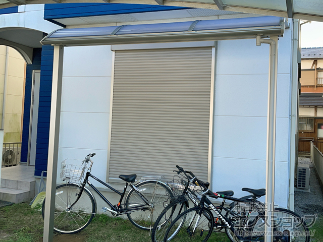 滋賀県近江八幡市ののテラス屋根 プレシオステラスII R型 テラスタイプ 単体 積雪〜20cm対応 施工例