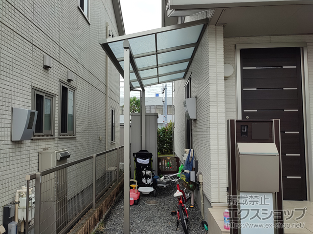 静岡県富士市ののテラス屋根 ソラリア F型 テラスタイプ 単体 積雪〜20cm対応 施工例