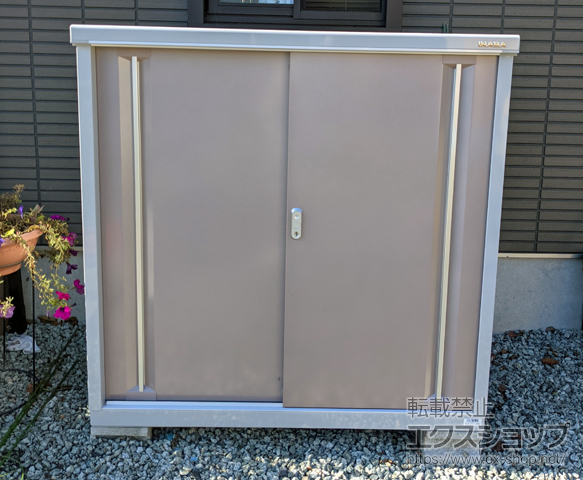 山形県米沢市のの物置・屋外倉庫 シンプリー 一般型 1320×755×1303（MJX-137CP） MJX-137C-P-AR 施工例