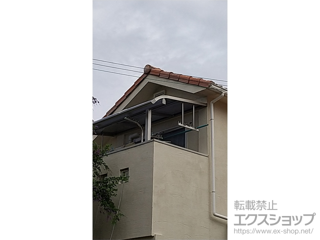 大阪府阪南市ののバルコニー・ベランダ屋根 ソラリア R型 屋根タイプ 単体 積雪〜20cm対応 施工例