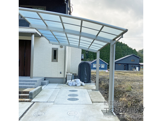 大分県竹田市ののカーポート レイナポートグラン　積雪〜20cm対応 施工例