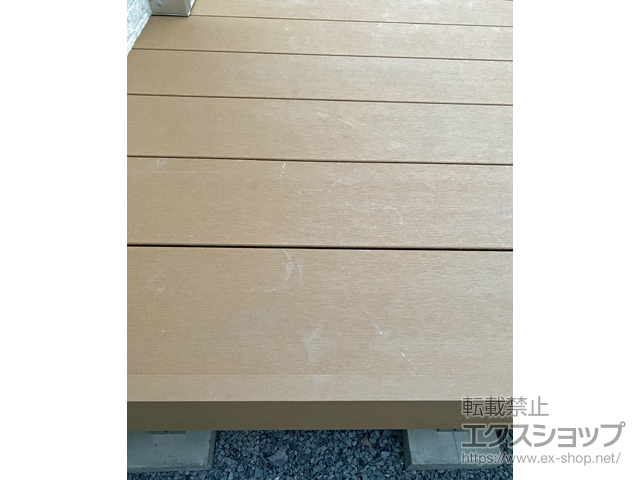 群馬県伊勢崎市ののウッドデッキ リウッドデッキ 200 施工例