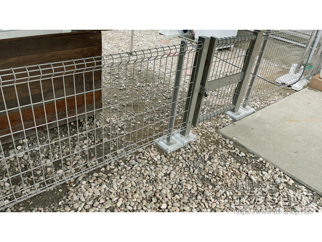 福岡県北九州市ののフェンス・柵 メッシュフェンス BB　自由柱施工 施工例