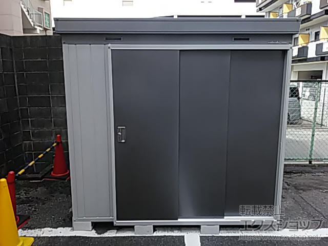 京都府京都市のの物置・屋外倉庫 断熱物置 ネクスタプラス 扉タイプ 多雪地型 2210×1790×2075 NXP-40ST-PG 施工例