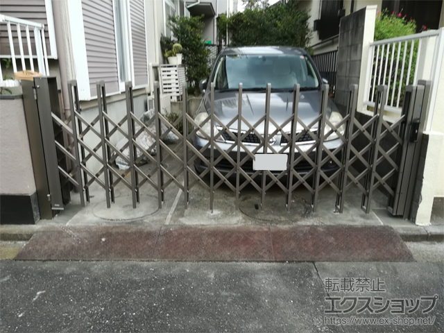 神奈川県横浜市ののカーゲート トリップゲートII N型 ノンキャスター 片開き 32S 施工例