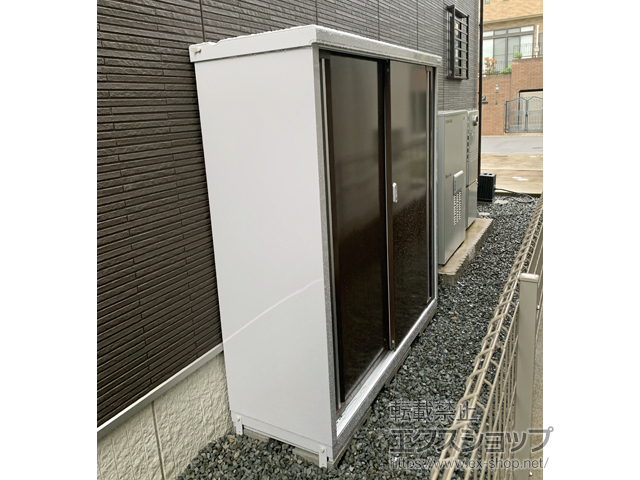 大阪府枚方市のの物置・屋外倉庫 シンプリー 一般型 1520×515×1603 MJX-155D-P-TB 施工例