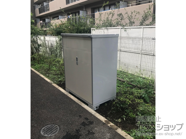 神奈川県横浜市のの物置・屋外倉庫 アイビーストッカー 1320×755×1603 BJX-137D-FW 施工例