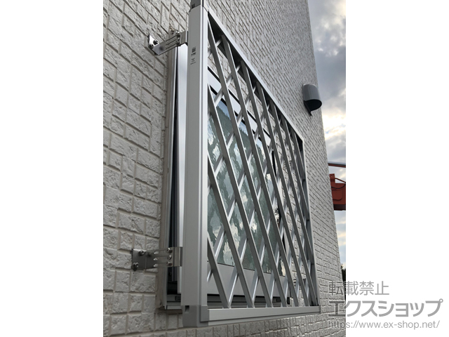 埼玉県鶴ヶ島市のの二重窓（内窓） 【特注】アルミ面格子 ヒシクロス 施工例