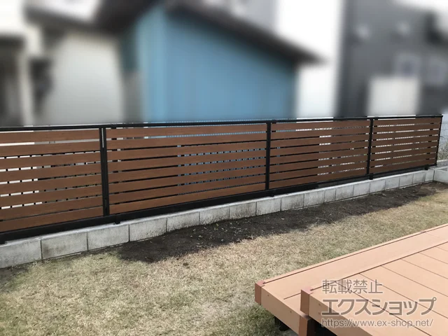 東京都町田市のValue Selectのフェンス・柵・塀 モクアルフェンス 横板タイプ　自由柱施工 施工例
