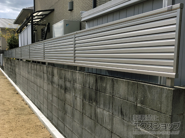 香川県高松市ののフェンス・柵 ミエーネフェンス 目隠しルーバータイプ 自由柱施工 施工例