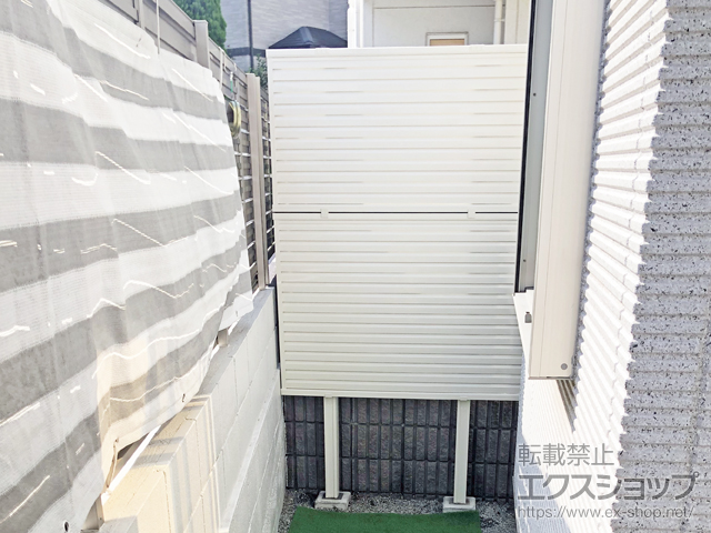 神奈川県横浜市ののフェンス・柵 ミエーネフェンス 目隠しルーバータイプ 2段支柱 自立建て用 施工例